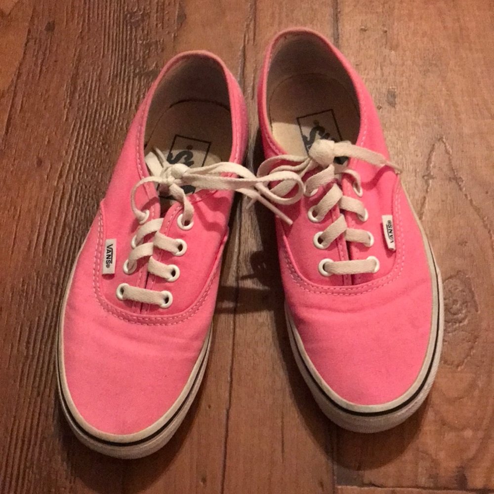 Pinks Vans